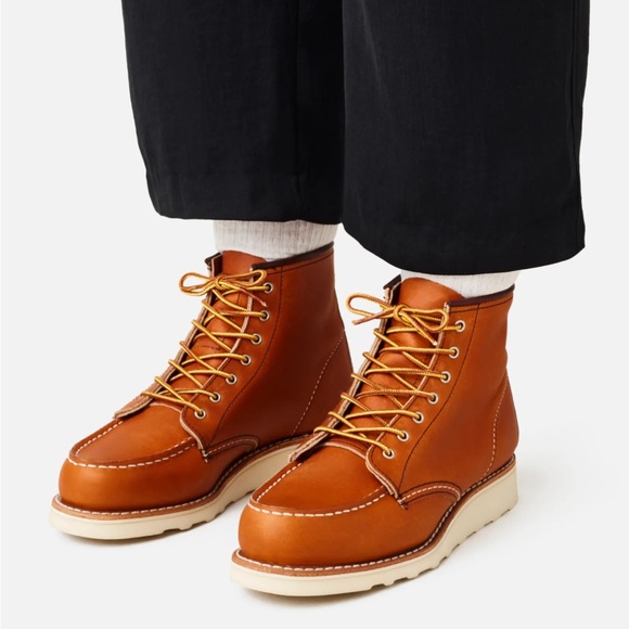 Red Wing Shoes Shoes - Red Wing Women’s Classic Moc Boots